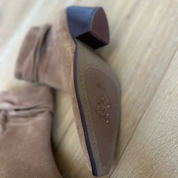 Women’s Vince Camuto Nerlinji Suede Boots - Picture 9 of 10